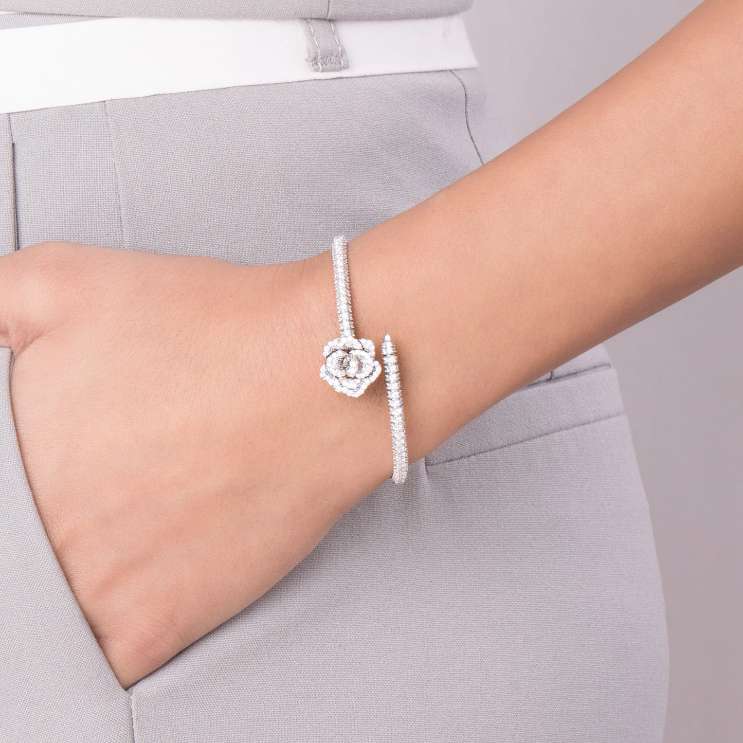 ROSETTE BRACELET SINGLE MOTIF