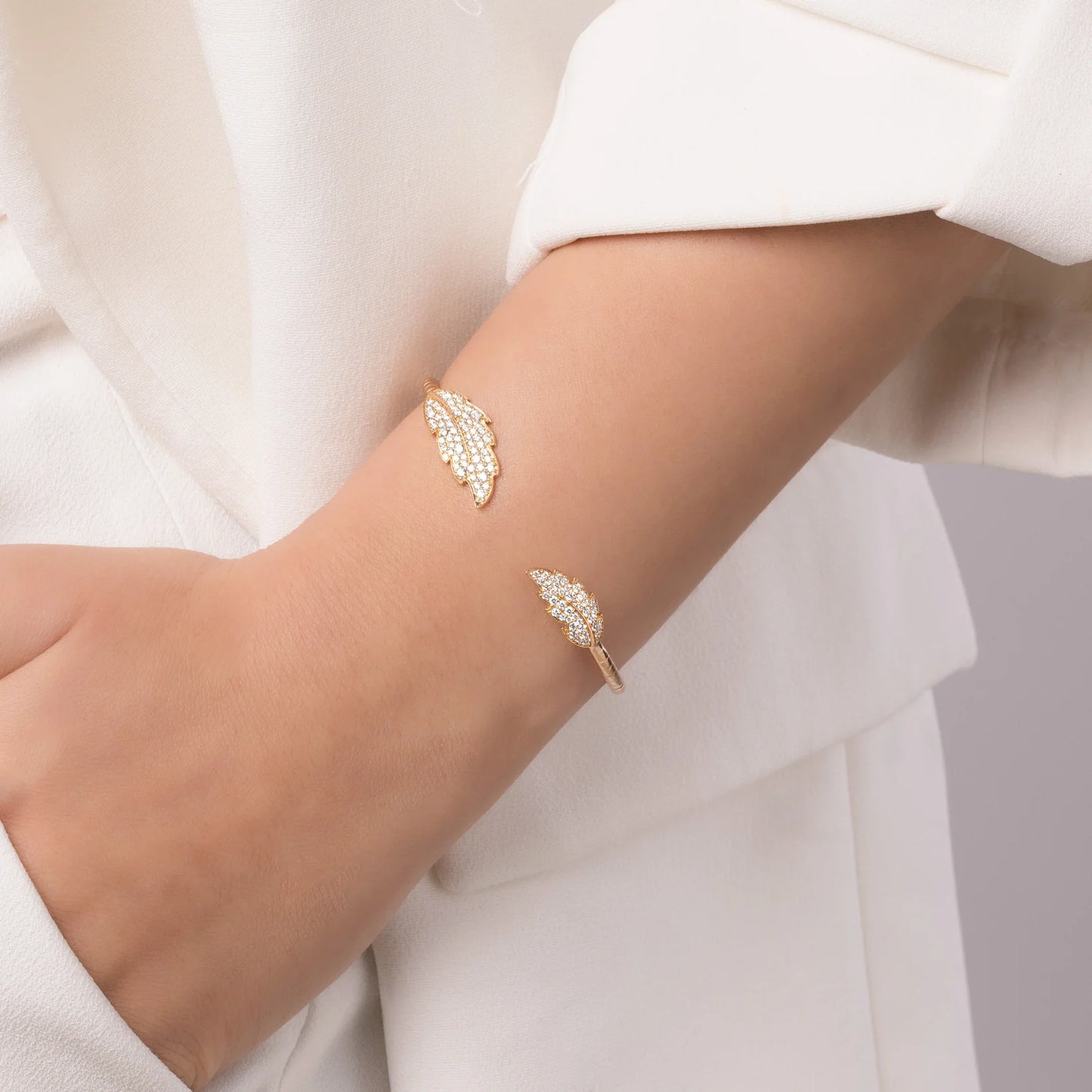 BLOOM OPEN-FRONT BRACELET