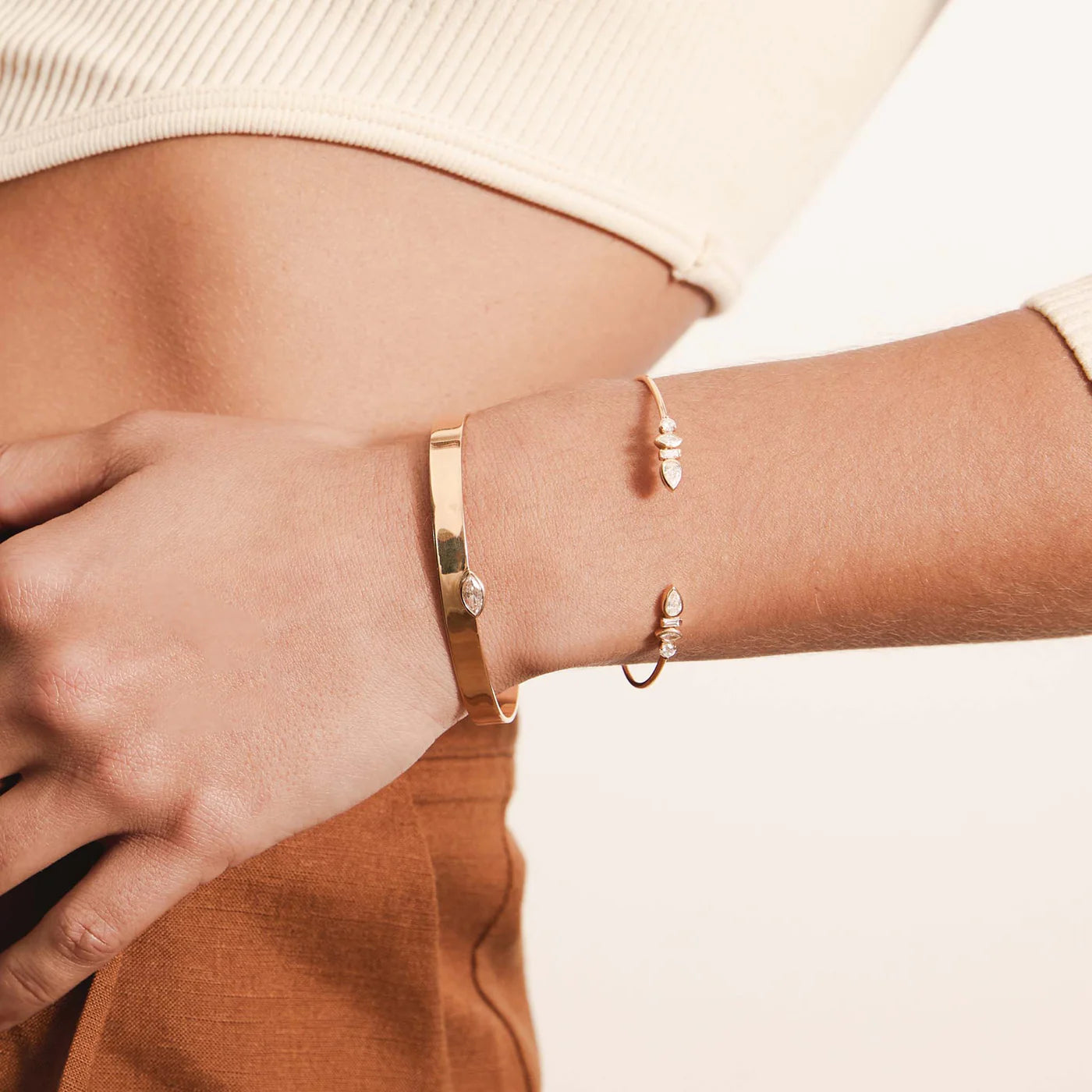 14K MIXED FANCY CUT DIAMOND CUFF