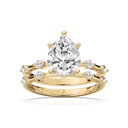 Mila Pear Cut Wedding Set