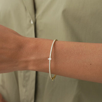 14k Gold Pear Shaped and Round Diamond Bangle